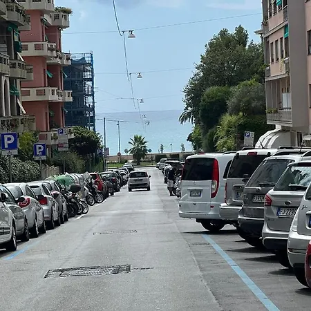 Ferienwohnung Lido Blu Genua Exterior foto